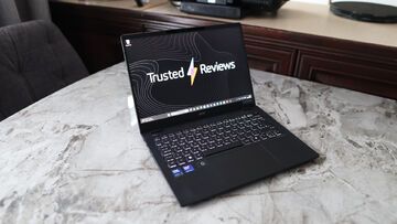 Acer TravelMate P6 14 AI testé par Trusted Reviews Acer TravelMate P6 14 AI testé par Trusted Reviews