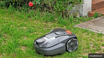 Husqvarna Automower Aspire R6V Review