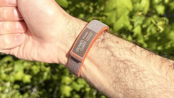 Fitbit Air reviewed by Tom's Guide (US)