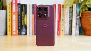 Motorola Edge 70 test� par Trusted Reviews