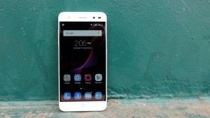 ZTE Blade V7 Lite test par Trusted Reviews