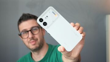 Nothing Phone 4b testé par AndroidWorld Nothing Phone 4b testé par AndroidWorld