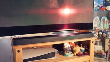 JBL Bar 300MK2 test� par Trusted Reviews