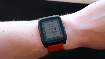 Pebble Watch test par Engadget Pebble Watch test par Engadget