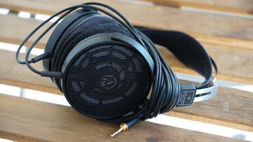 Audio-Technica ATH-R30x test� par Trusted Reviews