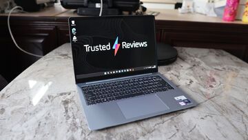 Dell 14S testé par Trusted Reviews Dell 14S testé par Trusted Reviews