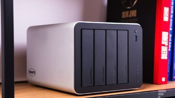 TerraMaster F4 testé par FrAndroid TerraMaster F4 testé par FrAndroid