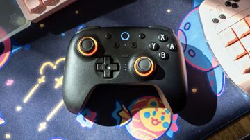 8BitDo Ultimate testé par Engadget 8BitDo Ultimate testé par Engadget