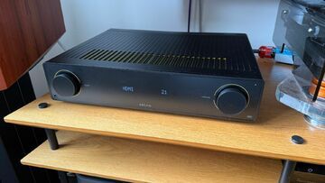 Arcam A15 testé par Trusted Reviews Arcam A15 testé par Trusted Reviews
