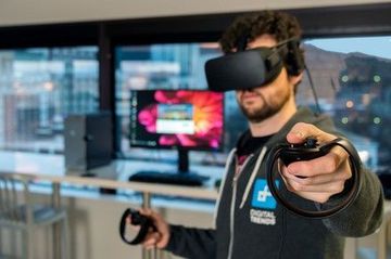 Oculus Touch test par DigitalTrends Oculus Touch test par DigitalTrends