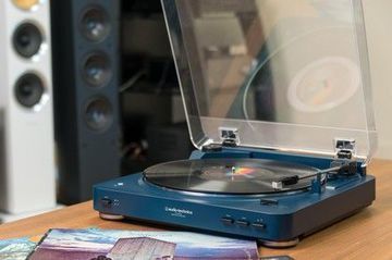 Test Audio-Technica LP60-BT