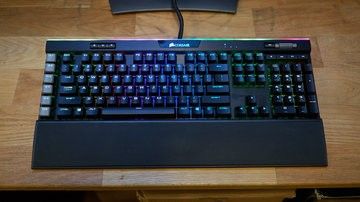 Corsair K95 test par TechRadar Corsair K95 test par TechRadar