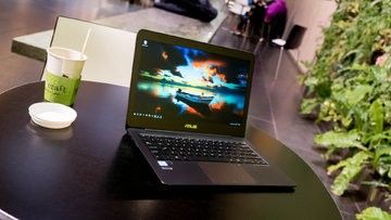 Asus UX305 test par TechRadar