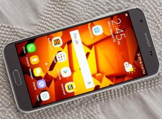 Samsung Galaxy J3 test par PCMag