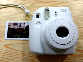Fujifilm Instax Mini 8 test par CNET France Fujifilm Instax Mini 8 test par CNET France