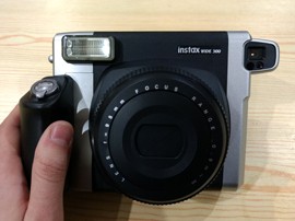 Fujifilm Instax Wide 300 test par CNET France Fujifilm Instax Wide 300 test par CNET France