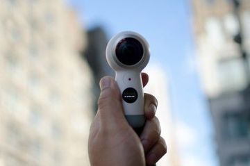 Samsung Gear 360 test par DigitalTrends Samsung Gear 360 test par DigitalTrends