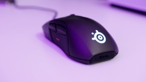 SteelSeries Rival 700 test par Trusted Reviews