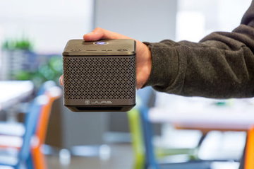 JLab House Party testé par DigitalTrends JLab House Party testé par DigitalTrends