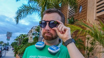 Snapchat Spectacles test par TechRadar Snapchat Spectacles test par TechRadar