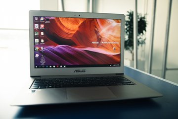 Asus Zenbook UX303 test par Absolute Geeks