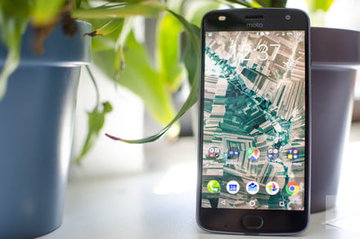 Lenovo Moto Z2 Play test par DigitalTrends Lenovo Moto Z2 Play test par DigitalTrends