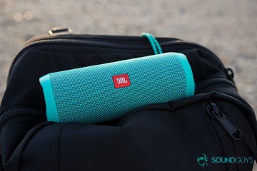 JBL Flip 4 test par SoundGuys