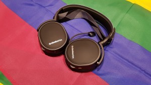 SteelSeries Arctis 7 test par Trusted Reviews