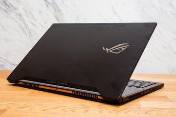 Asus ROG Zephyrus test par CNET USA Asus ROG Zephyrus test par CNET USA