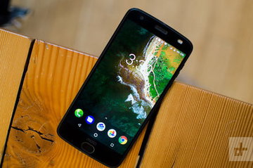 Lenovo Moto Z2 Force test par DigitalTrends Lenovo Moto Z2 Force test par DigitalTrends