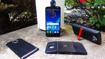 Lenovo Moto Z2 Force test par TechRadar Lenovo Moto Z2 Force test par TechRadar