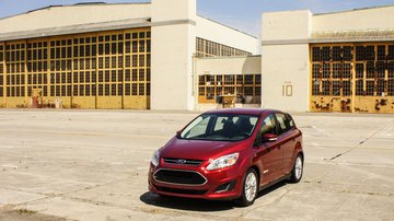 Ford C-Max Hybrid Review: 1 Ratings, Pros and Cons
