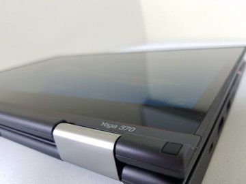 Lenovo Yoga 370 test par NotebookReview