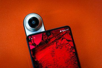 Essential PH-1 test par CNET USA Essential PH-1 test par CNET USA