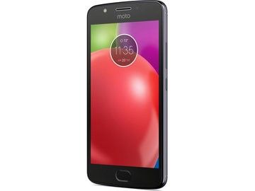 Lenovo Moto E4 test par NotebookCheck