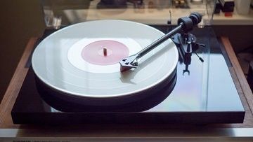 Pro-Ject Carbon im Test: 1 Bewertungen, erfahrungen, Pro und Contra