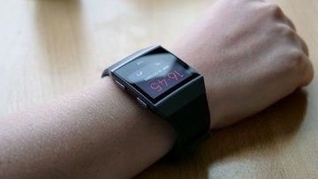 Fitbit Ionic test par 01net