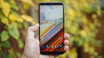 OnePlus 5T test par CNET USA OnePlus 5T test par CNET USA