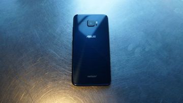 Asus ZenFone V im Test: 1 Bewertungen, erfahrungen, Pro und Contra