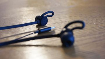 Beats urBeats3 Review: 3 Ratings, Pros and Cons