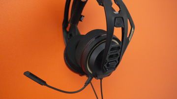 Anlisis Plantronics RIG 400