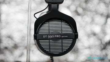 Beyerdynamic DT 990 test par SoundGuys