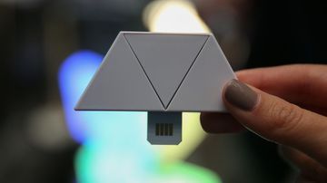 Nanoleaf Aurora test par CNET USA Nanoleaf Aurora test par CNET USA