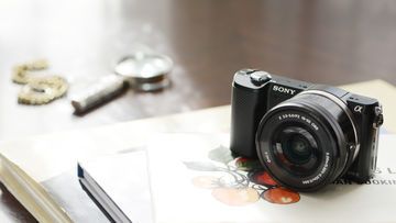 Sony A5000 Review: 3 Ratings, Pros and Cons