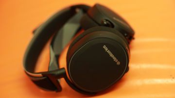 SteelSeries Arctis 7 test par TechRadar