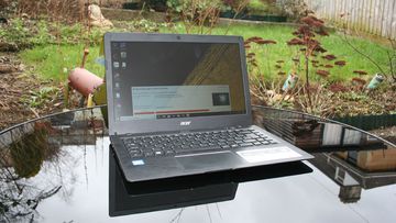 Acer Swift 1 test par TechRadar Acer Swift 1 test par TechRadar