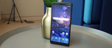 Nokia 7 Plus Review: 26 Ratings, Pros and Cons