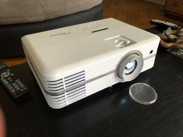 Optoma UHD40 im Test: 3 Bewertungen, erfahrungen, Pro und Contra