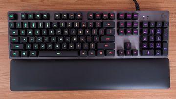 Test Logitech G513