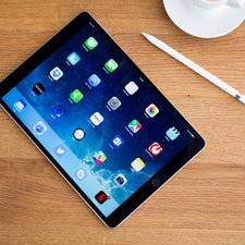 Apple iPad Pro 10.5 reviewed by Pocket-lint